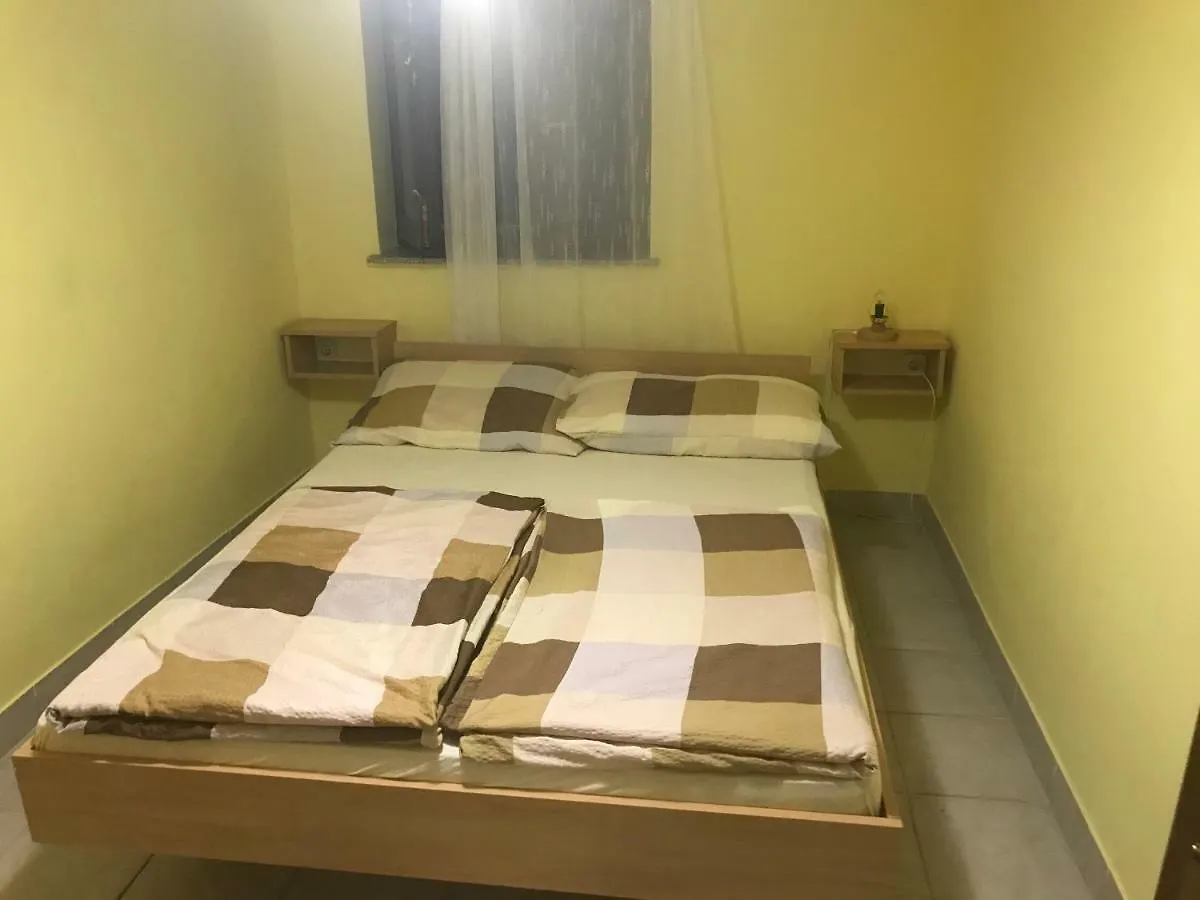 Guest house Ela Apartmani A1 Gornji Karin Croatia