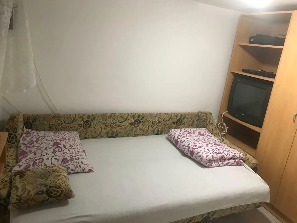 Ela Apartmani A1 Gornji Karin