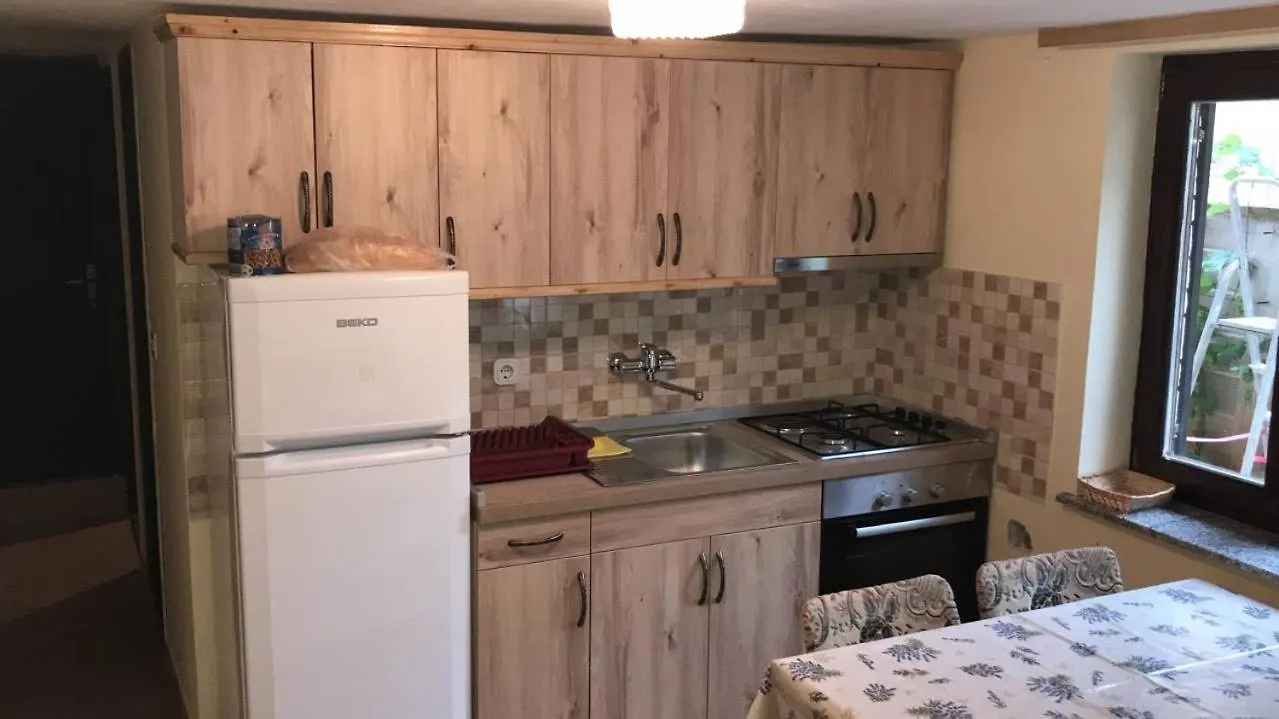 Guest house Ela Apartmani A1 Gornji Karin